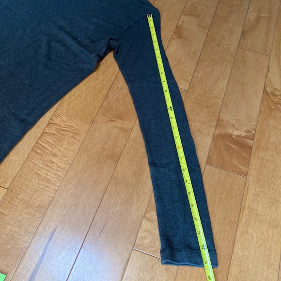 Buttercream Clothing 🇨🇦 Biscottee Medium in Heathered Green - Picture 7 of 9